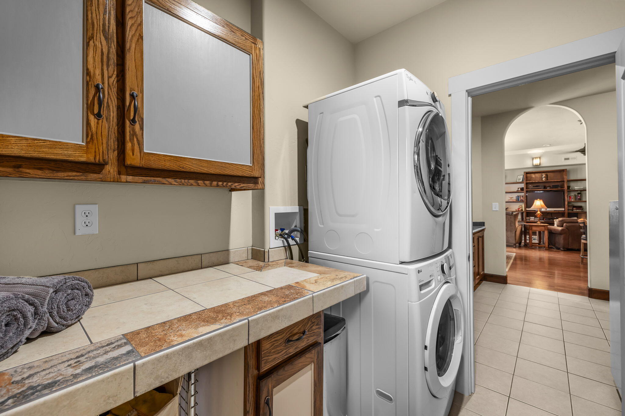 Fall River Estate - Residential