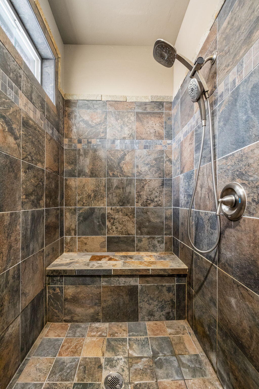 Fall River Estate - Residential