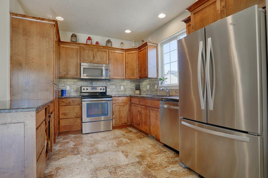 Ni Lah Sha Village - Residential