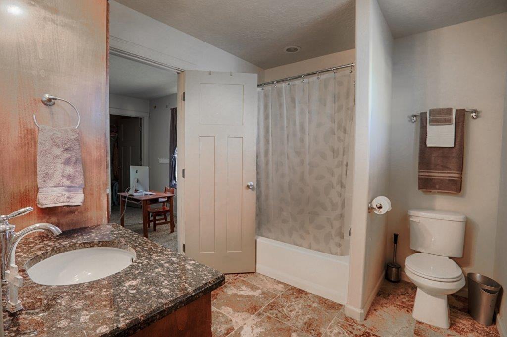 Ni Lah Sha Village - Residential