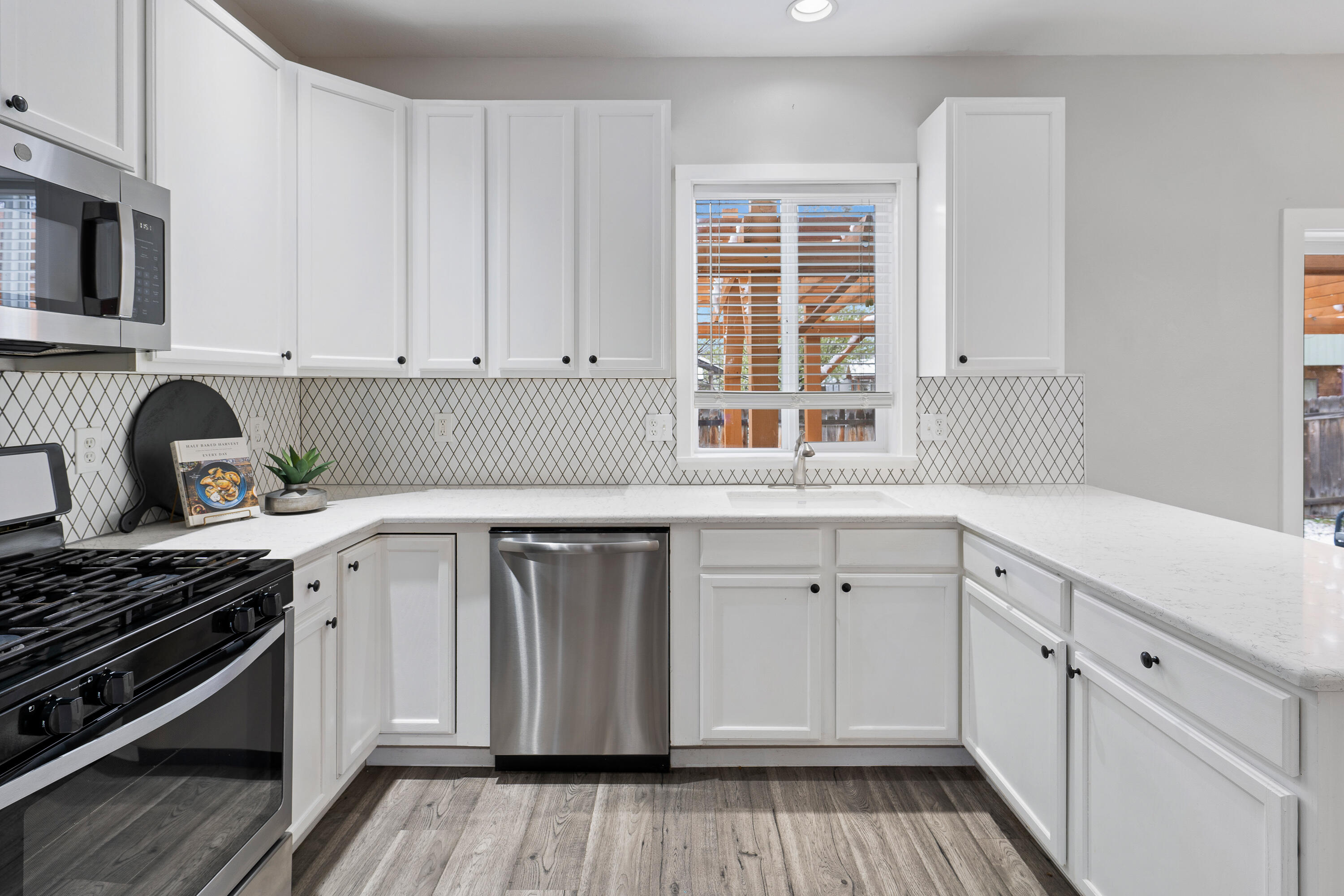 Lavacrest - Residential