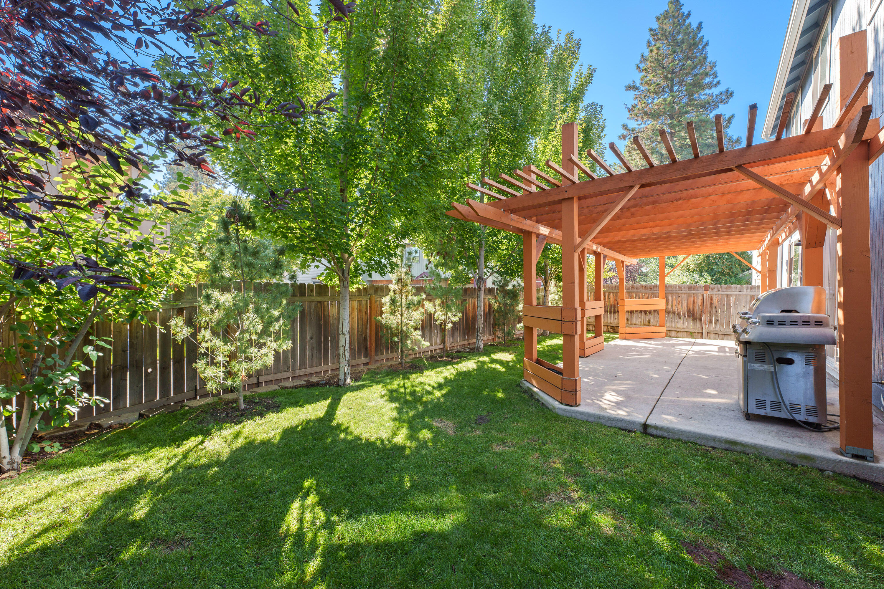 Lavacrest - Residential