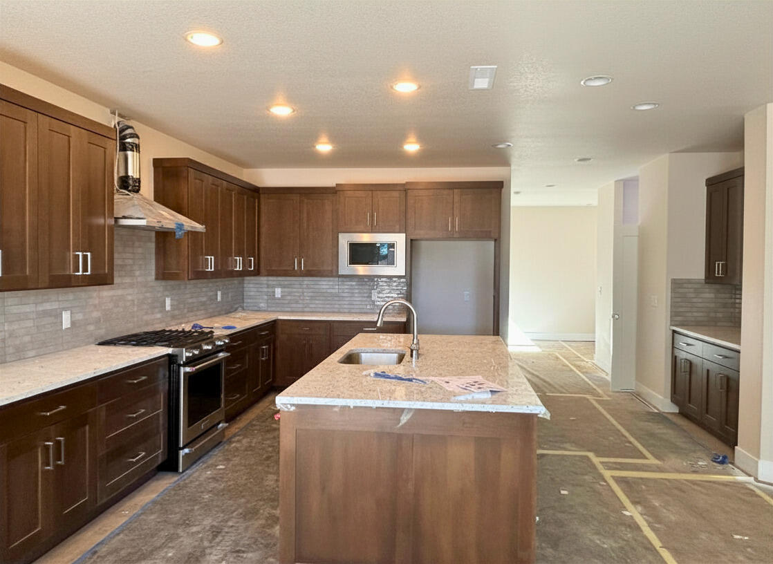 61437 SE Daybreak Court Lot 9