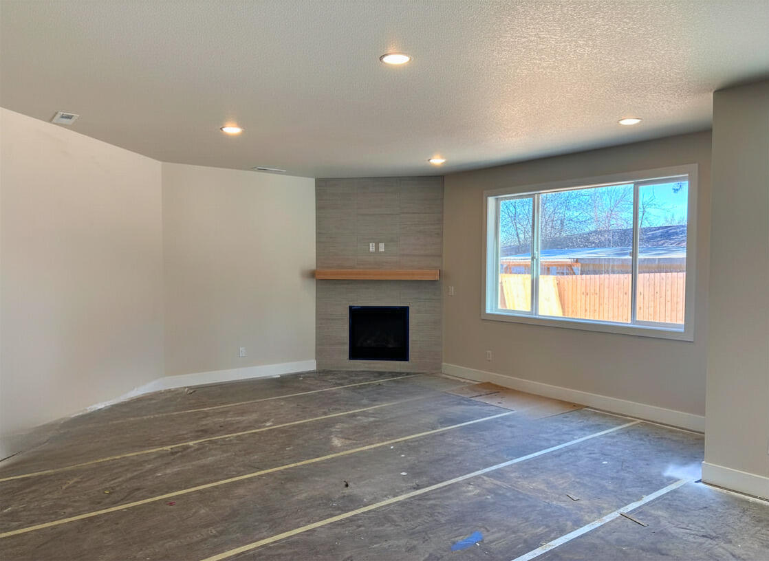 61437 SE Daybreak Court Lot 9