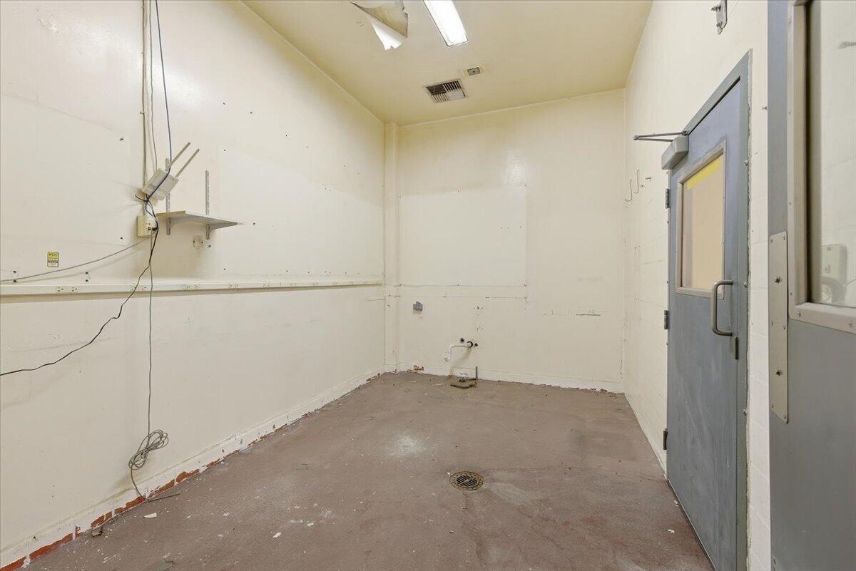 N/A - Commercial Sale