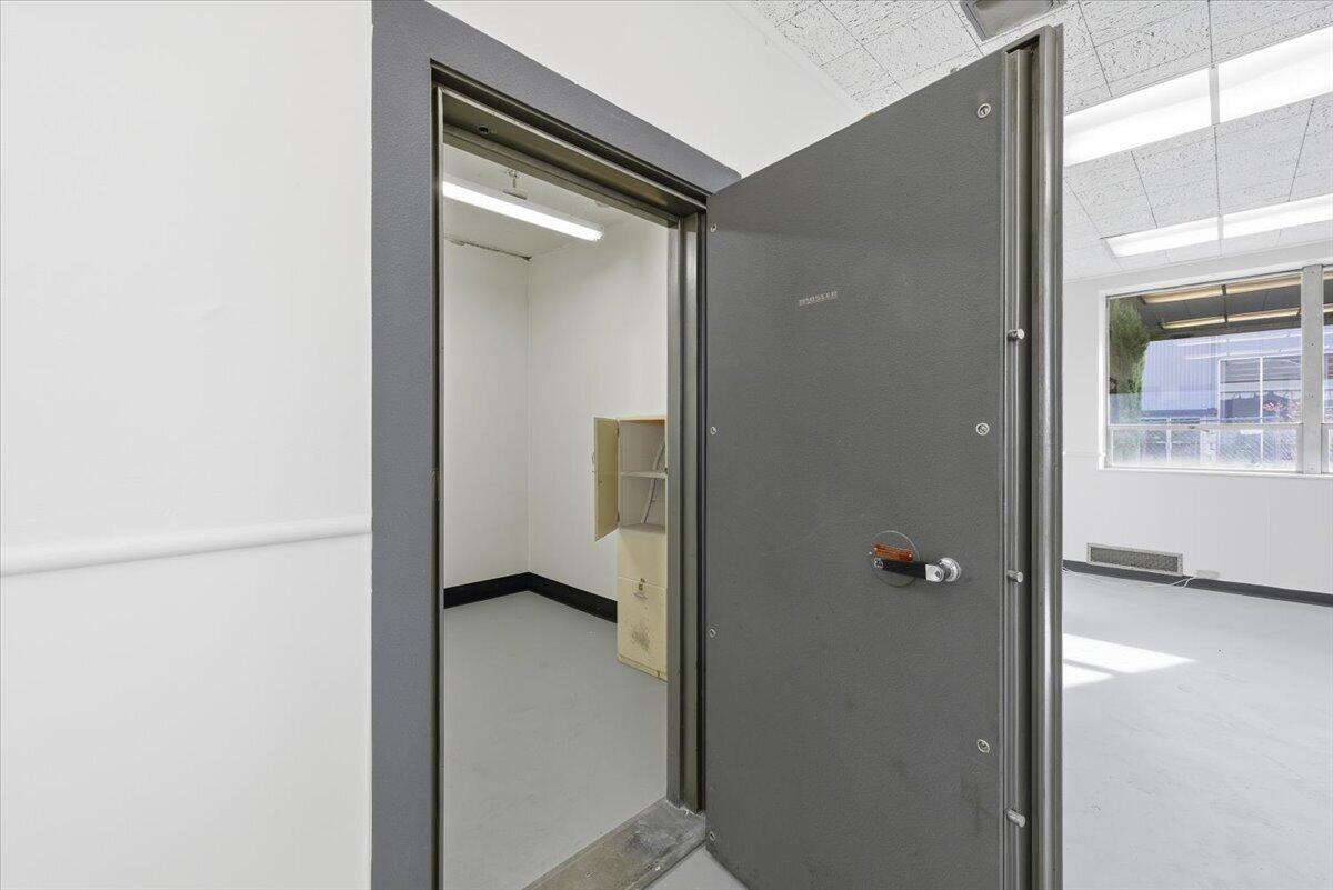 N/A - Commercial Sale