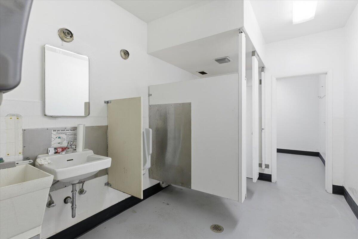 N/A - Commercial Sale