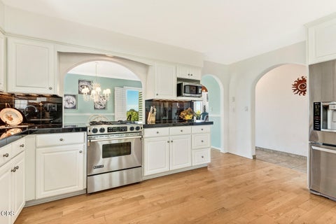 Tiny photo for 8341 SW Copley Road, Powell Butte, OR 97753 (MLS # 220222630)