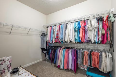 Tiny photo for 742 NE Union Loop, Prineville, OR 97754 (MLS # 220215281)