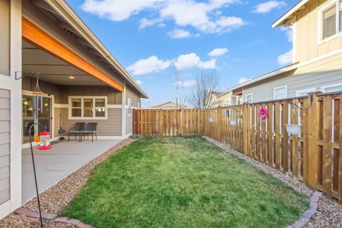 Tiny photo for 742 NE Union Loop, Prineville, OR 97754 (MLS # 220215281)