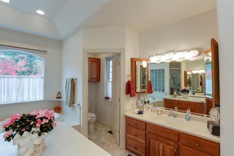 Suncrest Estates - Residential