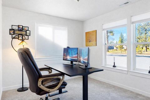 Tiny photo for 680 McKinney Ranch Road, Sisters, OR 97759 (MLS # 220219315)