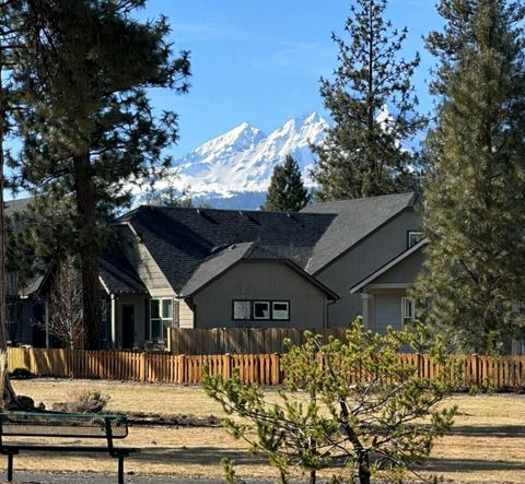 Tiny photo for 680 McKinney Ranch Road, Sisters, OR 97759 (MLS # 220219315)