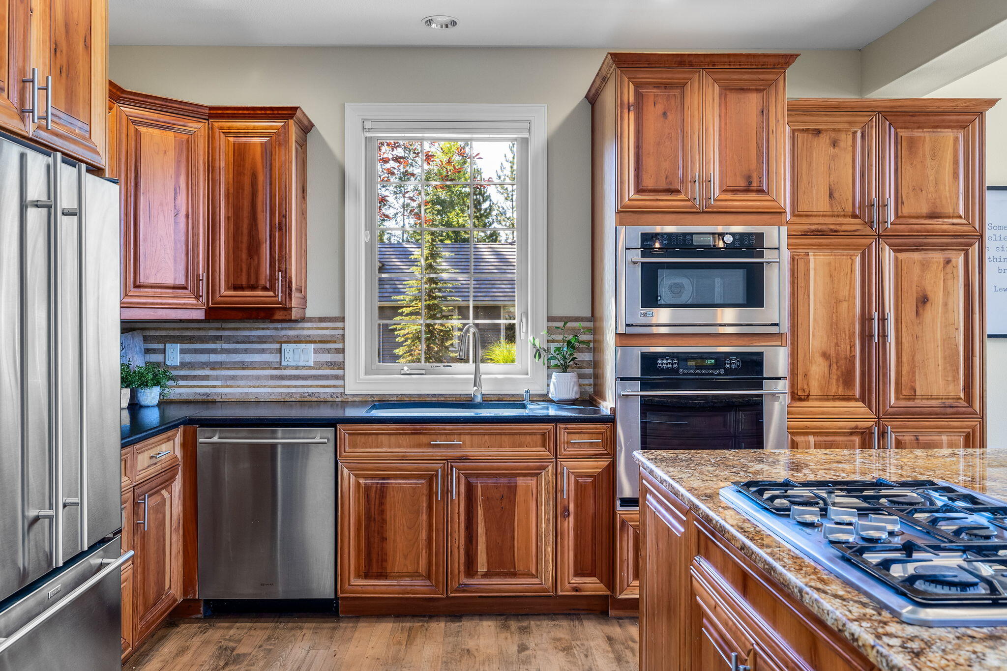 Broken Top - Residential