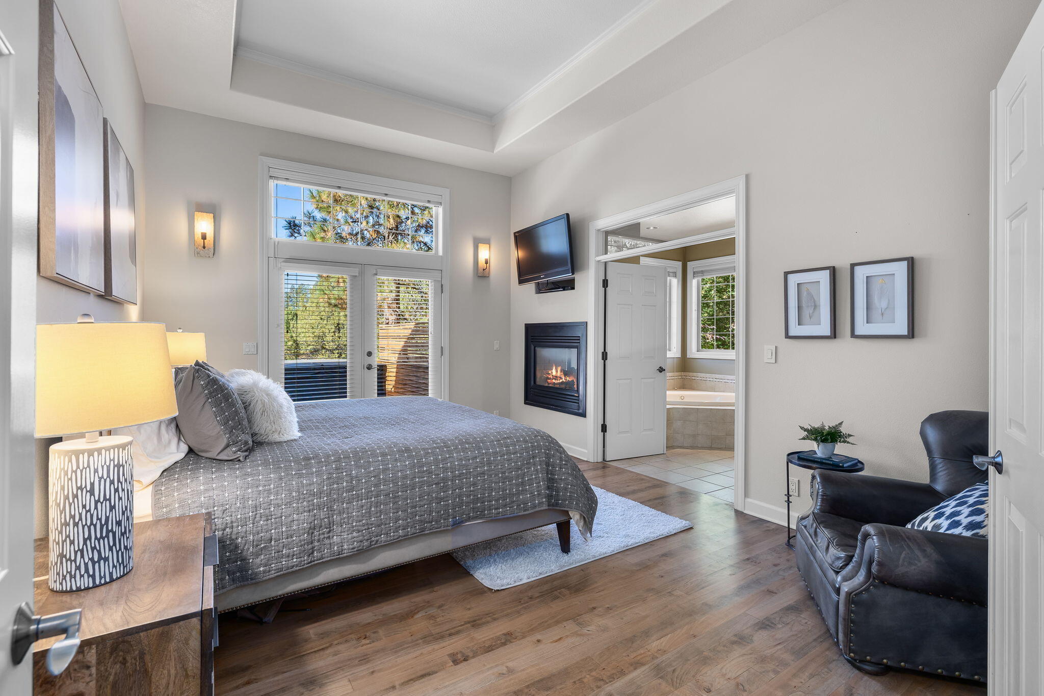 Broken Top - Residential