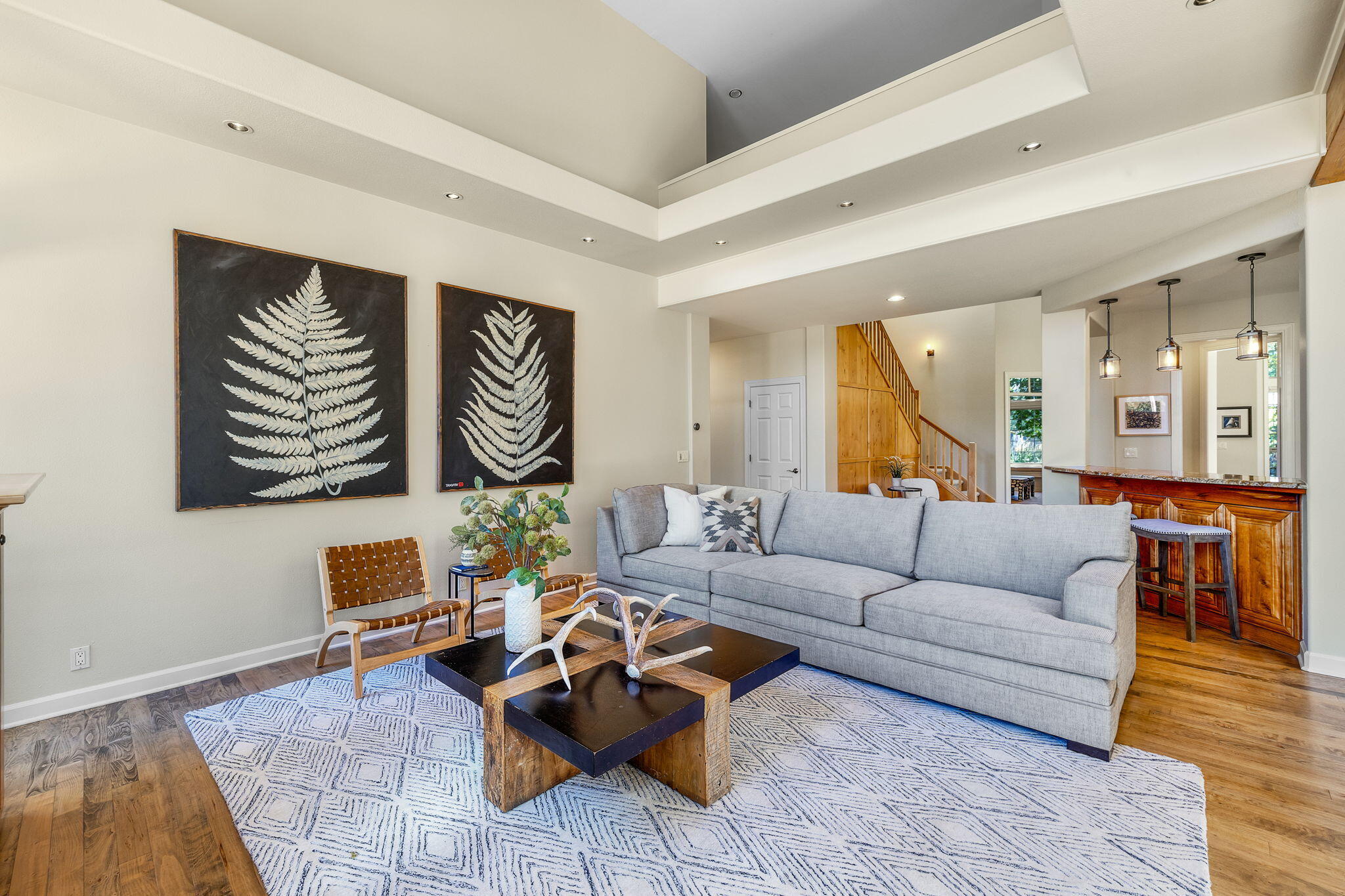 Broken Top - Residential