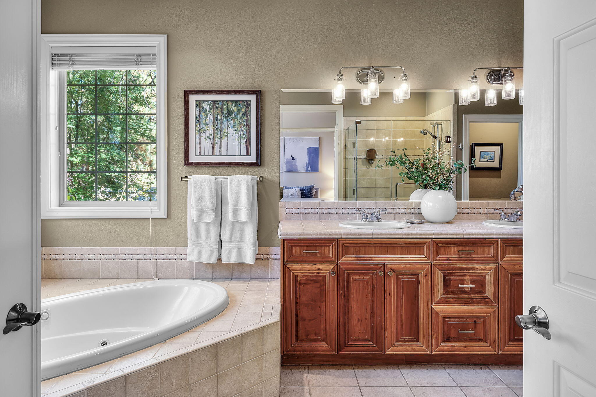 Broken Top - Residential