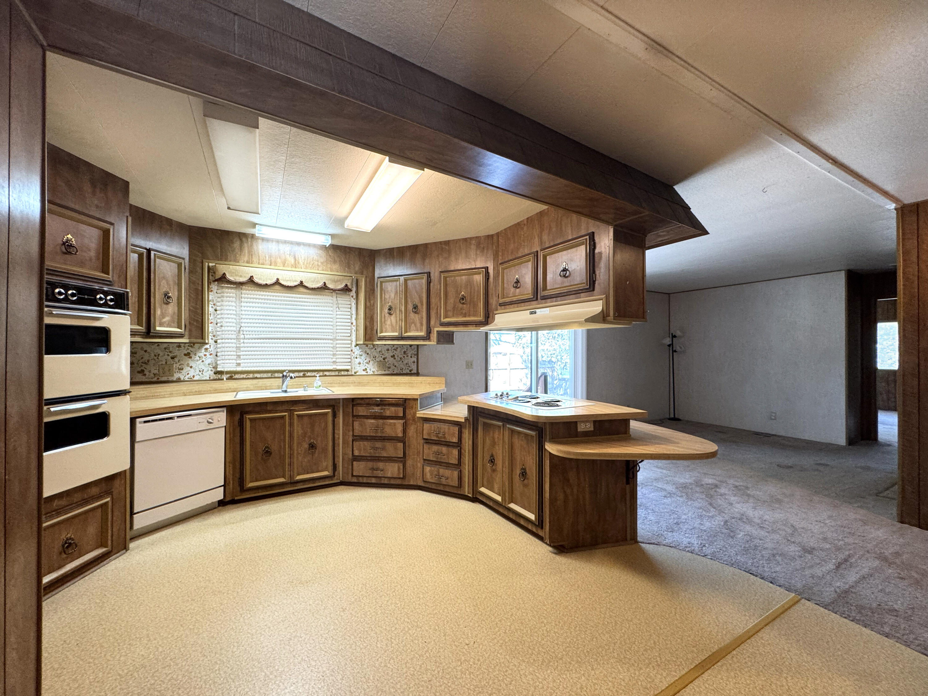 Smith Rock Mobile Pk - Residential