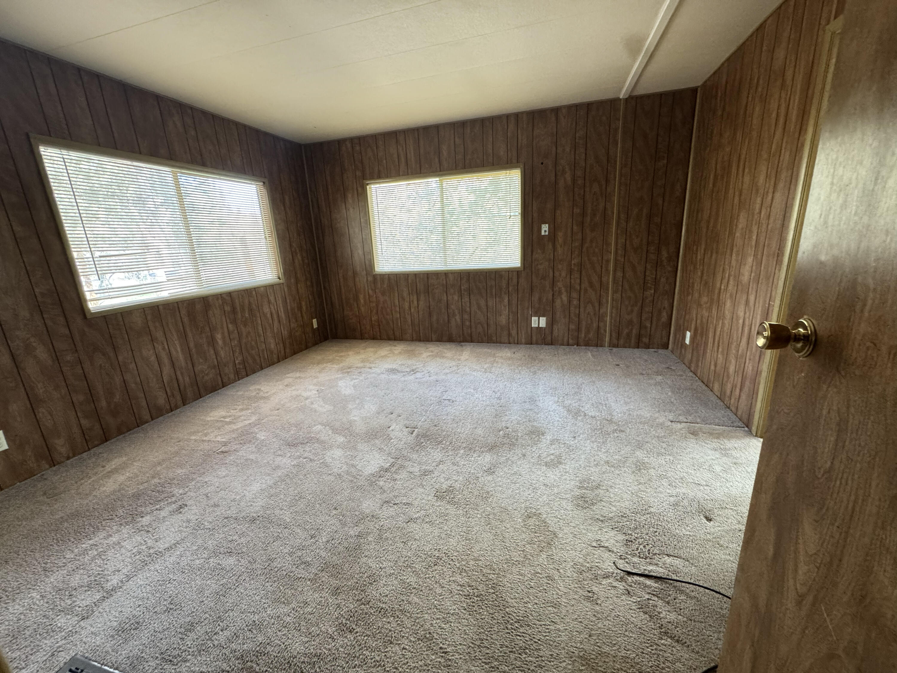 Smith Rock Mobile Pk - Residential