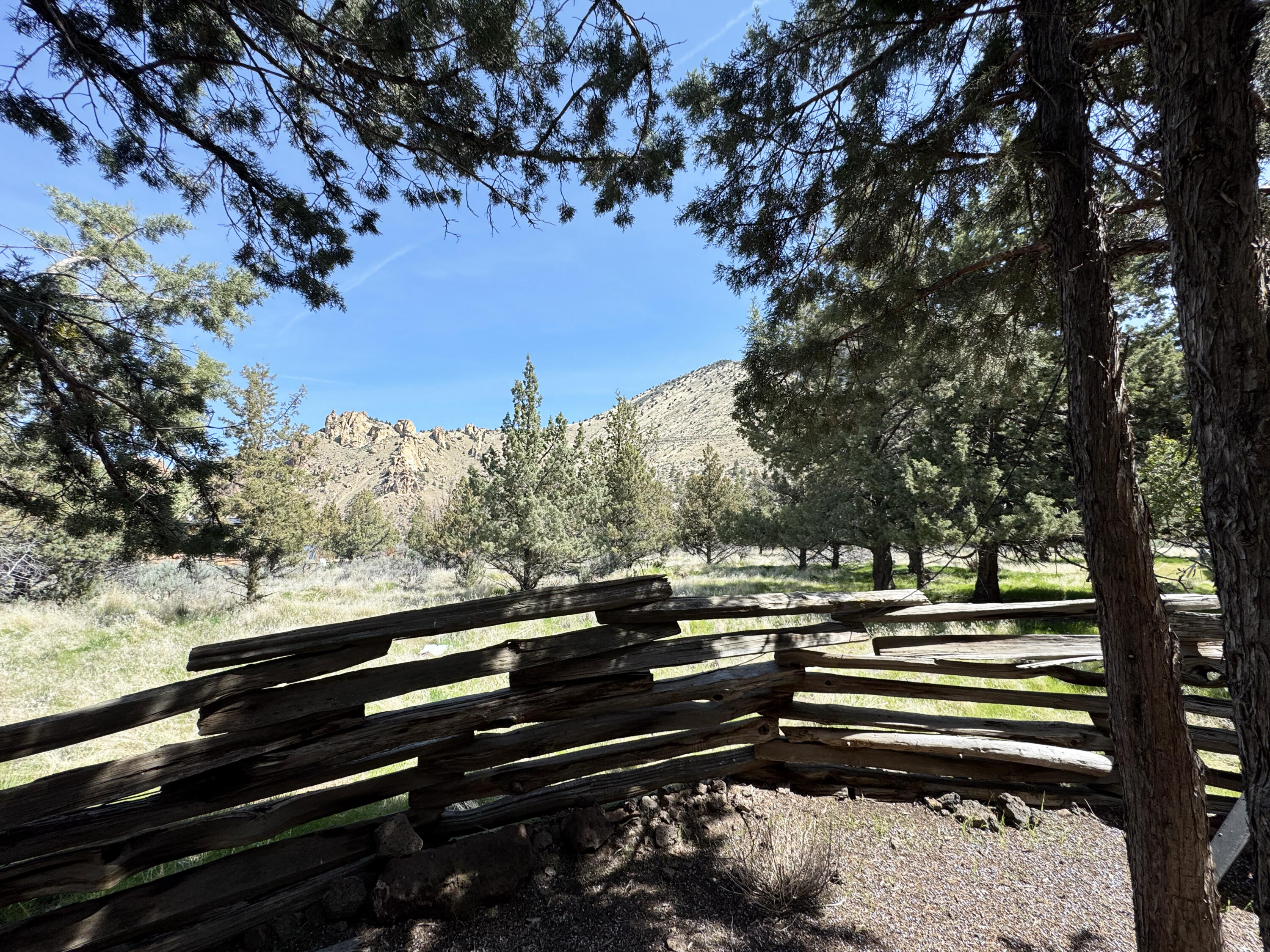 Smith Rock Mobile Pk - Residential