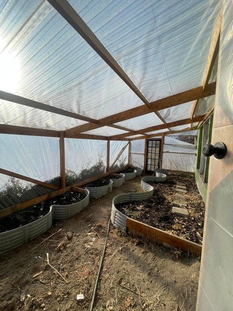 Tiny photo for 1512 Summers Lane, Klamath Falls, OR 97603 (MLS # 220212952)