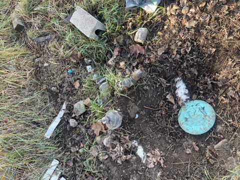 Tiny photo for 1512 Summers Lane, Klamath Falls, OR 97603 (MLS # 220212952)