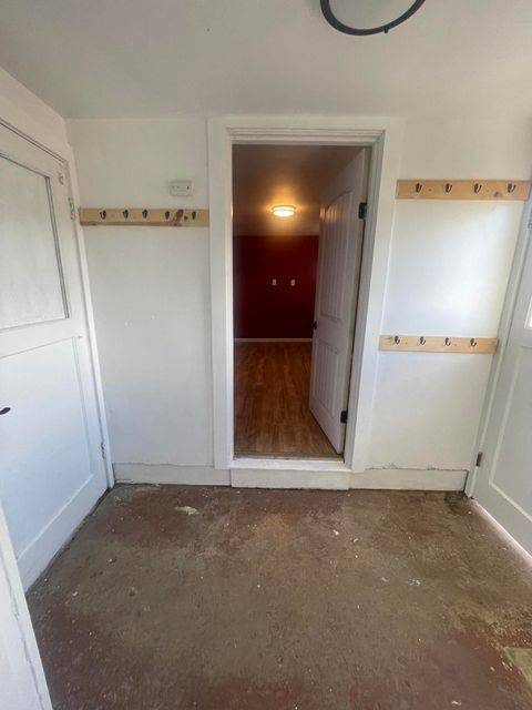 Tiny photo for 1512 Summers Lane, Klamath Falls, OR 97603 (MLS # 220212952)