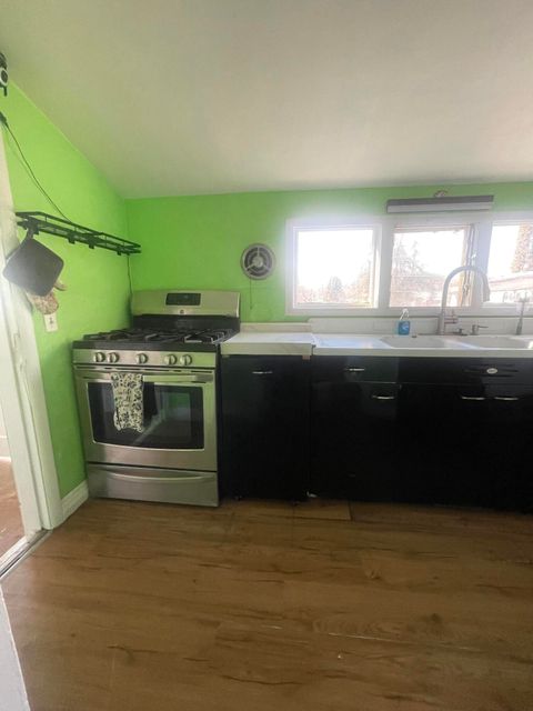 Tiny photo for 1512 Summers Lane, Klamath Falls, OR 97603 (MLS # 220212952)