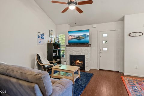 Tiny photo for 37 N Mountain Avenue, Ashland, OR 97520 (MLS # 220225105)