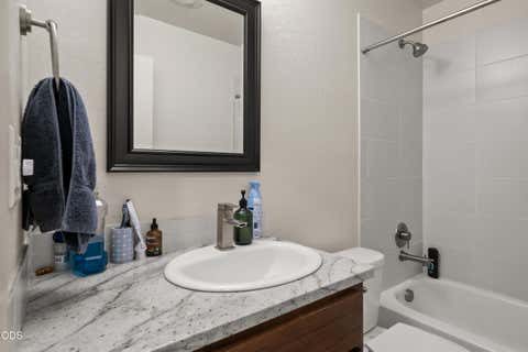 Tiny photo for 37 N Mountain Avenue, Ashland, OR 97520 (MLS # 220225105)