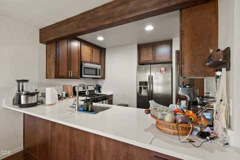 Tiny photo for 37 N Mountain Avenue, Ashland, OR 97520 (MLS # 220225105)