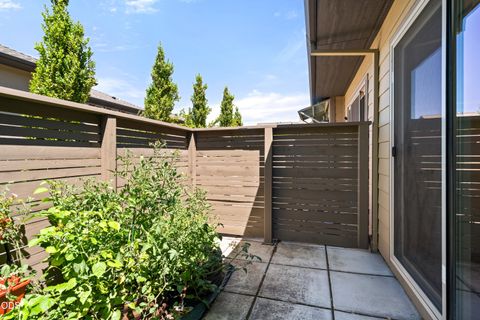 Tiny photo for 37 N Mountain Avenue, Ashland, OR 97520 (MLS # 220225105)