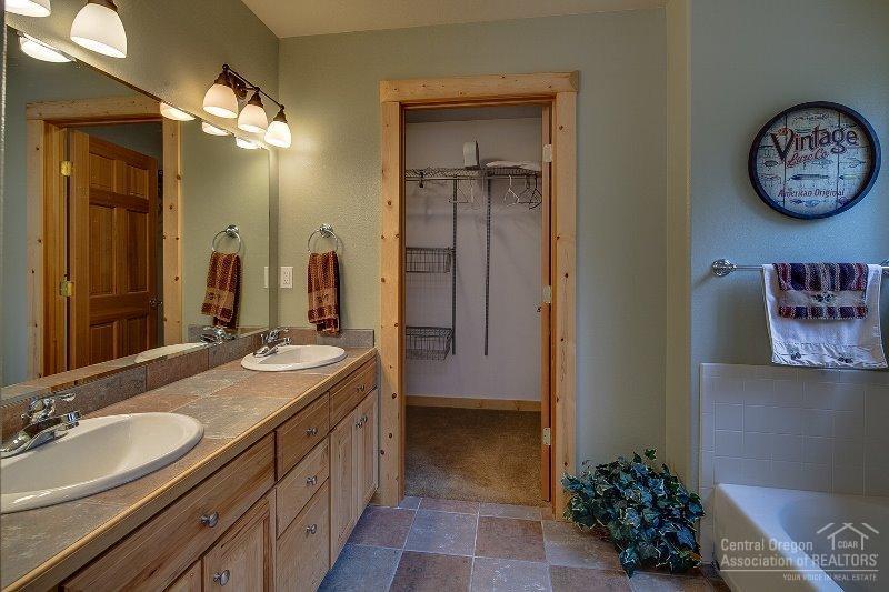 Fairway Crest Village - Residential