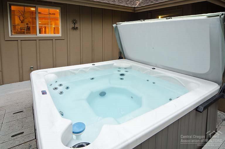 Fairway Crest Village - Residential