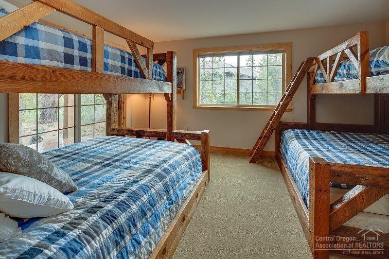 Fairway Crest Village - Residential