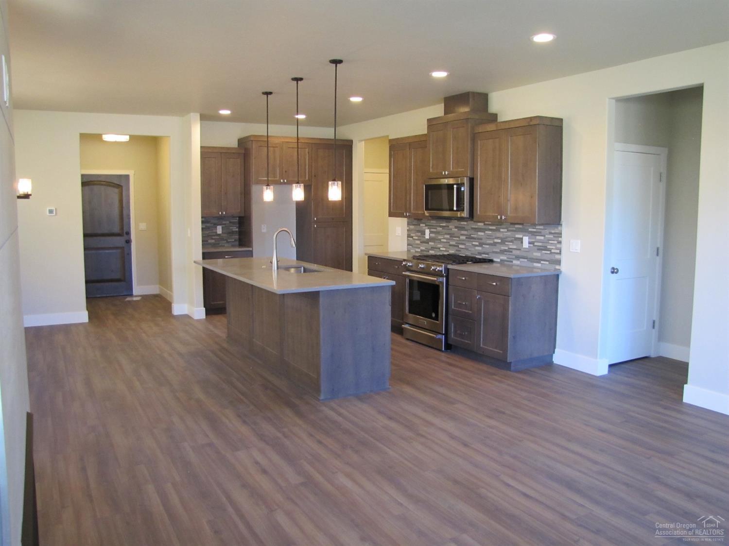 Tuscany Pines - Residential