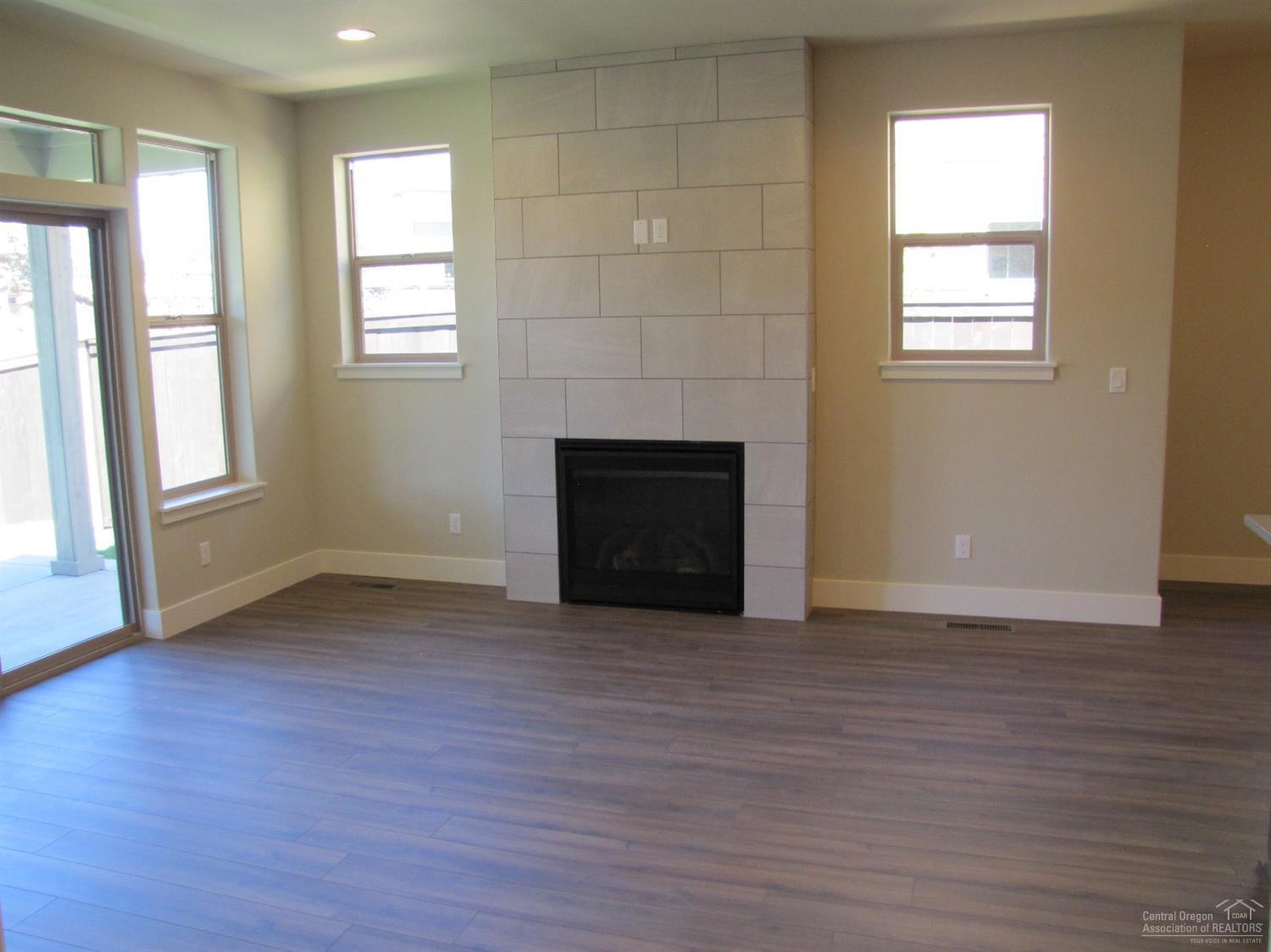 Tuscany Pines - Residential