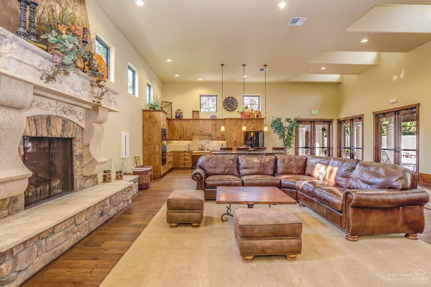 Tuscany Pines - Residential