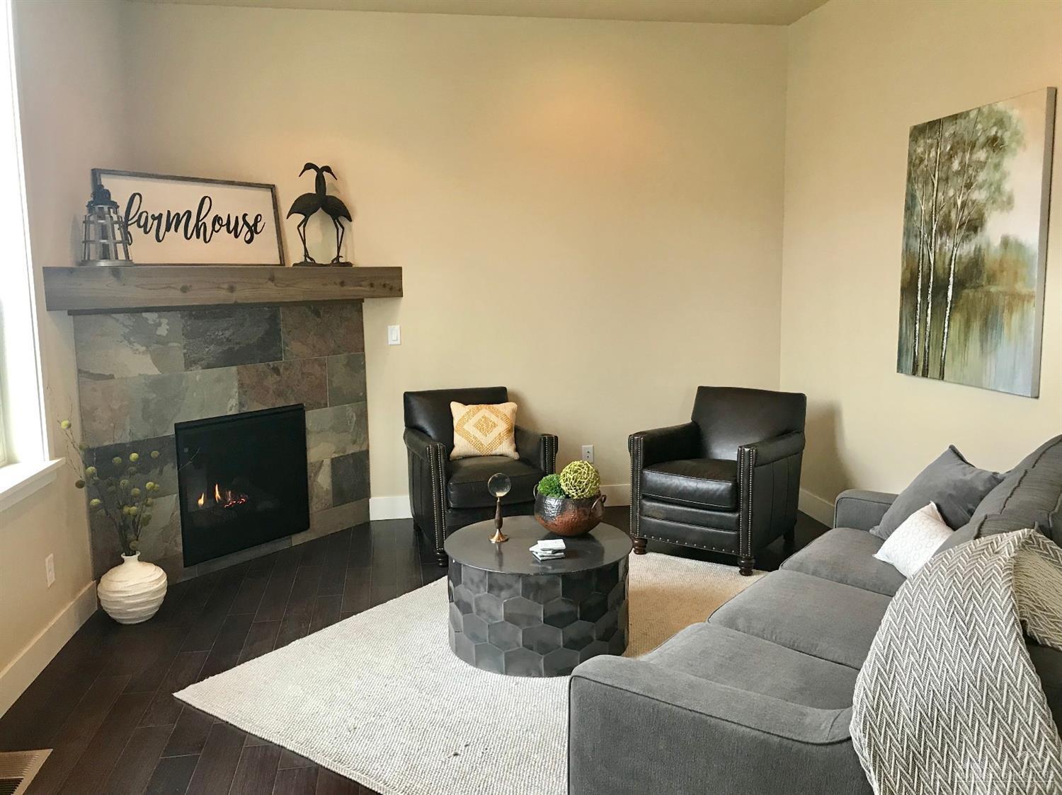 Farmington Reserve - Residential