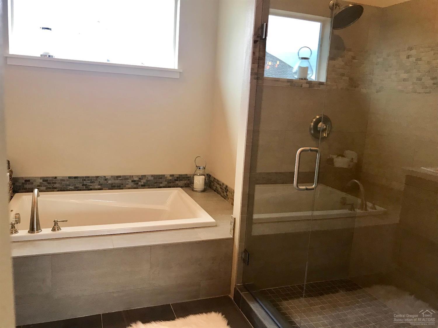 Farmington Reserve - Residential