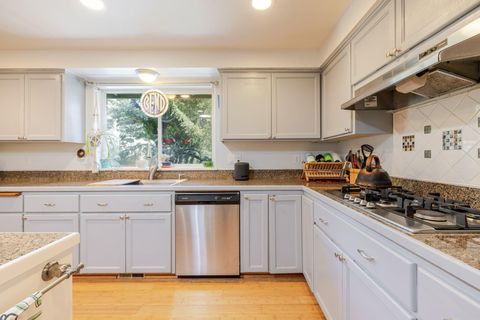 Tiny photo for 20570 Whitehaven Lane, Bend, OR 97702 (MLS # 220221157)