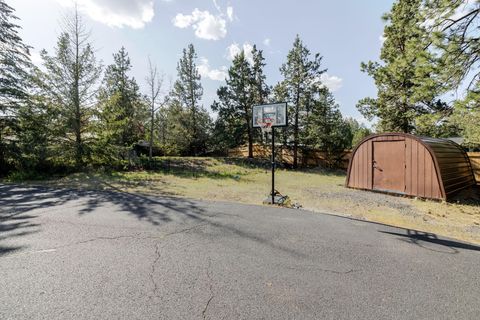 Tiny photo for 20570 Whitehaven Lane, Bend, OR 97702 (MLS # 220221157)