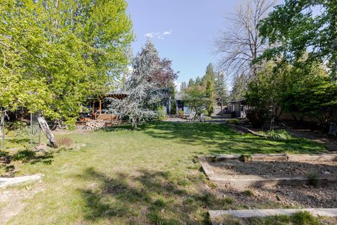 Tiny photo for 20570 Whitehaven Lane, Bend, OR 97702 (MLS # 220221157)