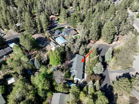 Tiny photo for 20570 Whitehaven Lane, Bend, OR 97702 (MLS # 220221157)