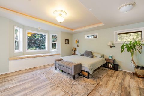 Tiny photo for 20570 Whitehaven Lane, Bend, OR 97702 (MLS # 220221157)