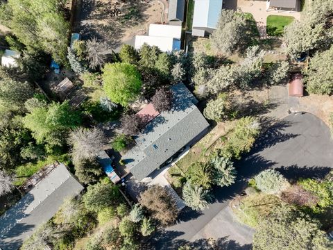 Tiny photo for 20570 Whitehaven Lane, Bend, OR 97702 (MLS # 220221157)