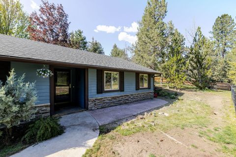 Tiny photo for 20570 Whitehaven Lane, Bend, OR 97702 (MLS # 220221157)