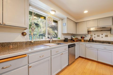 Tiny photo for 20570 Whitehaven Lane, Bend, OR 97702 (MLS # 220221157)