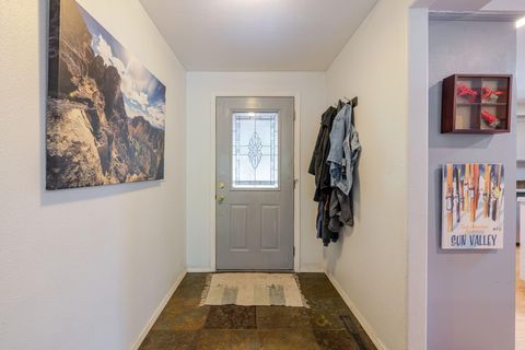 Tiny photo for 20570 Whitehaven Lane, Bend, OR 97702 (MLS # 220221157)