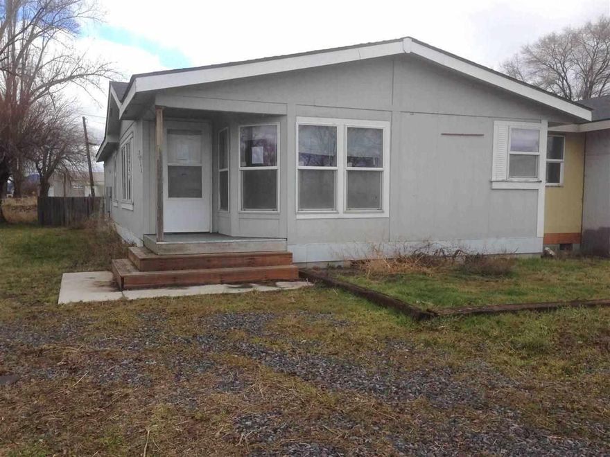 3 Bed/2 Ba Mfg Home On Approx 1/3 Acre. *As-is* Garage, Deck And Fenced Backyard Done In 2001. Plenty Of Room To Park Your Rv Or Other Toys. Close To Main Thorough-fare For Easy Access To Shopping And Schools. Great First Time Home Or Investment! All Information Contained In The Mls Data Sheet Was Gathered From Public Sources. The Buyer Will Be Solely Responsible For Determining The Accuracy Before Relying Upon This Information.